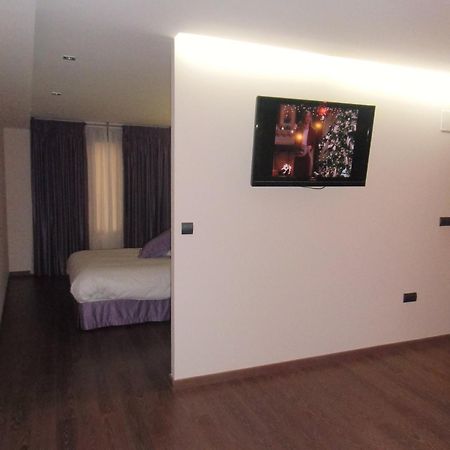 Area De Servicio Villamartin Villamartin de la Abadia Δωμάτιο φωτογραφία